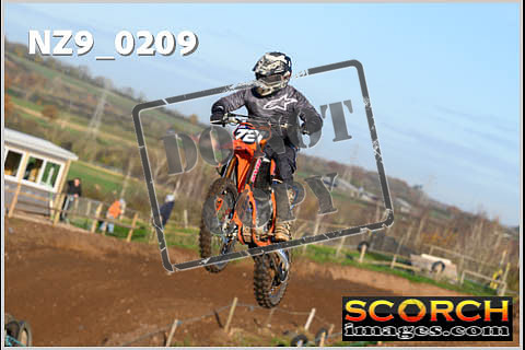 Experts-093