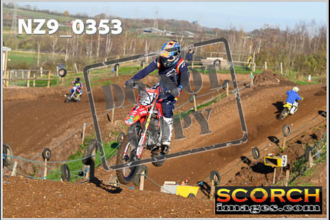 Inters-083