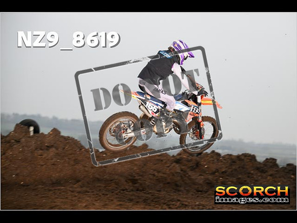 Experts-062