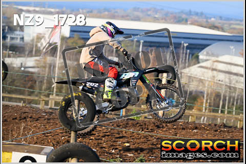 Thur 30-Nov-048