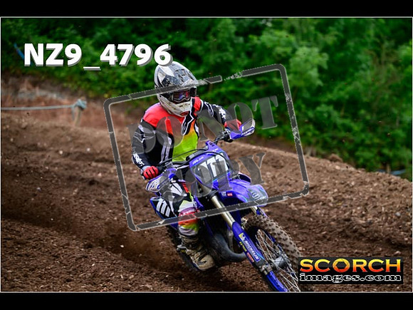 Experts-091