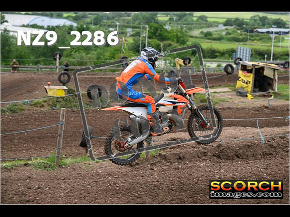 Inters GreenOrange-092