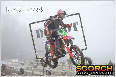 Experts-046