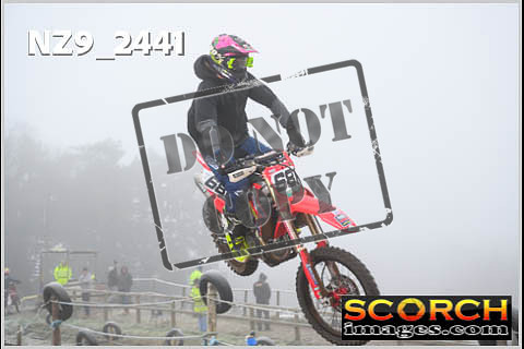 Experts-060