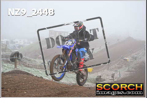 Experts-067