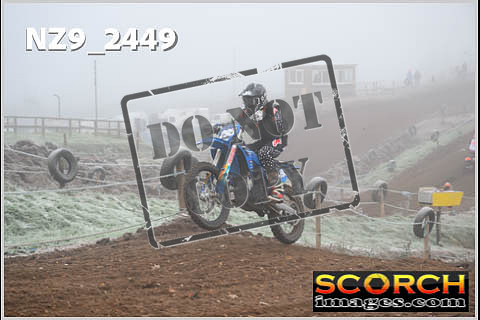Experts-068