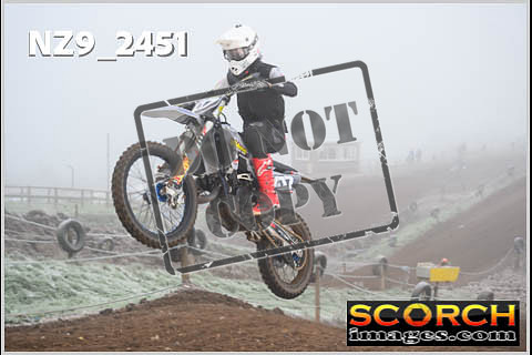 Experts-070