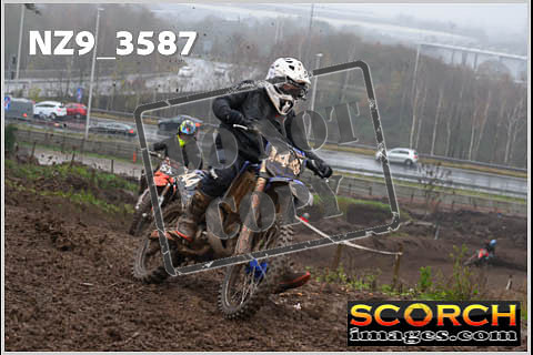 Experts-061