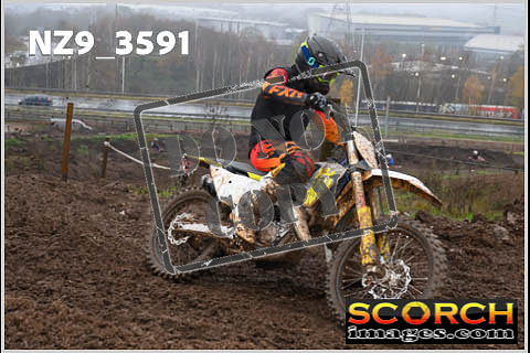 Experts-065
