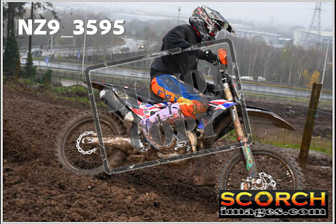 Experts-069