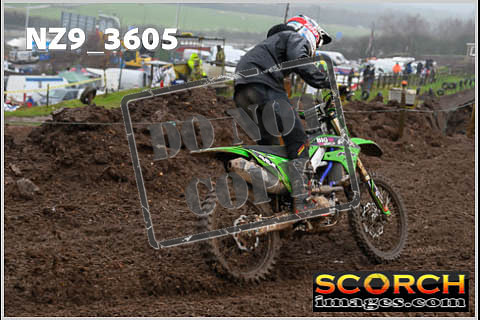 Experts-079