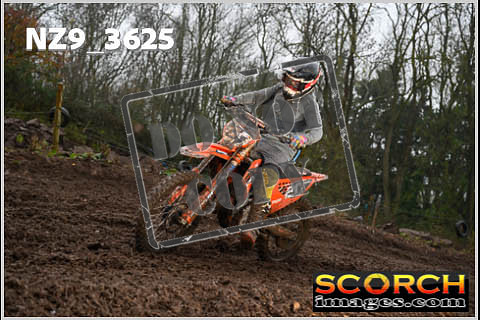Experts-097