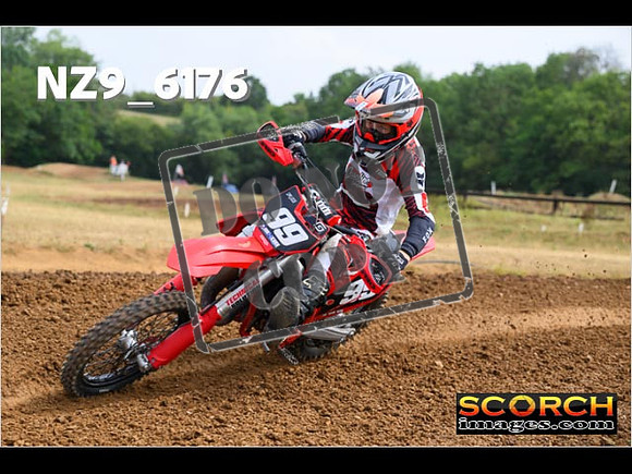85's-051