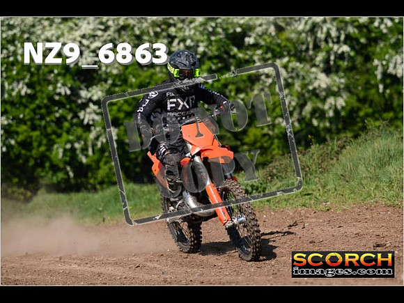 Thur01May-145