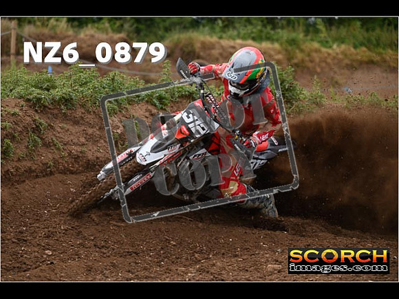 Experts-072
