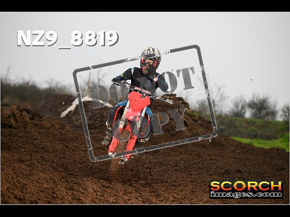 Experts-112