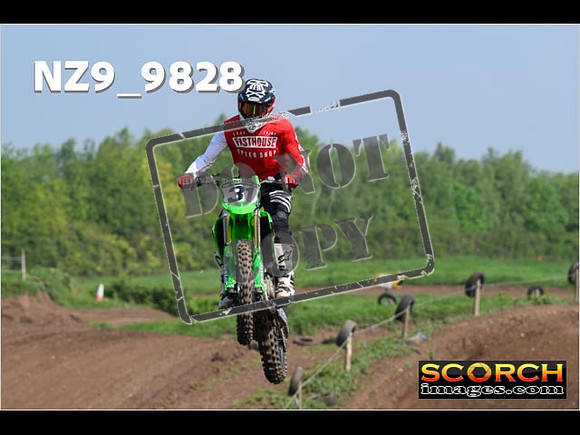 Experts-099