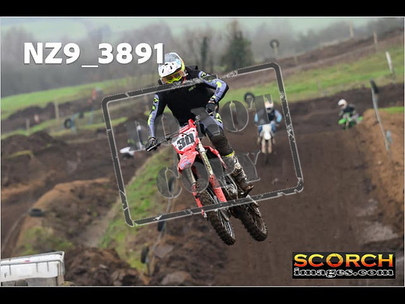 Experts-086