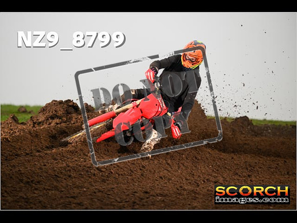 Experts-093