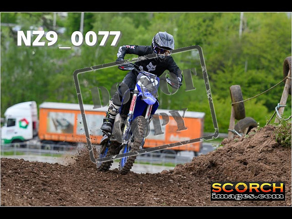 Thur25Apr-196