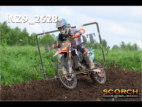 Experts-076
