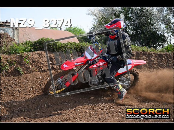 Thur10Apr-069