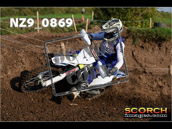 Experts-084