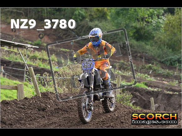 Inters-552
