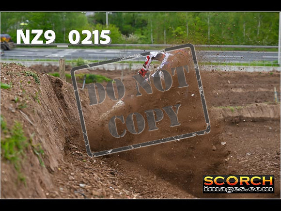 Thur25Apr-319