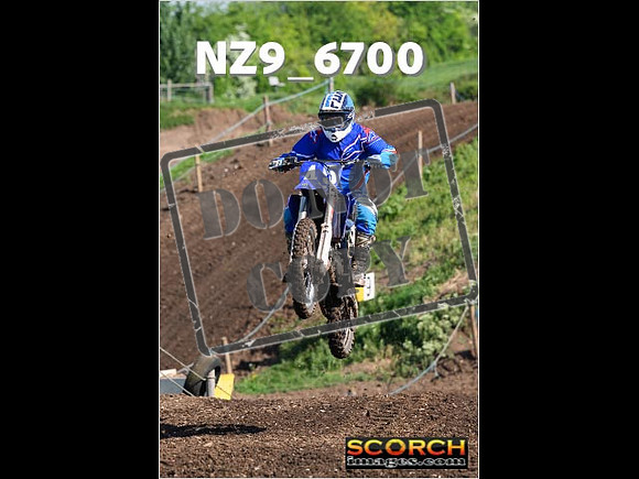 Thur01May-005