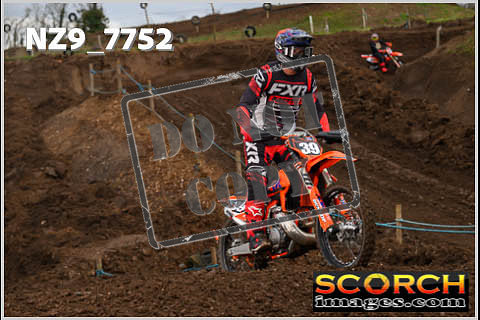 Experts-071