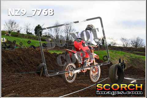 Experts-086