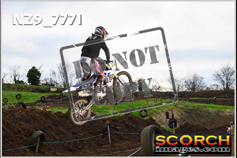 Experts-089