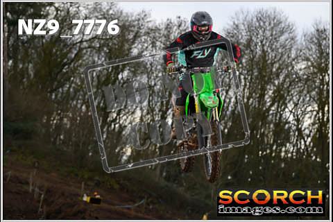Experts-094