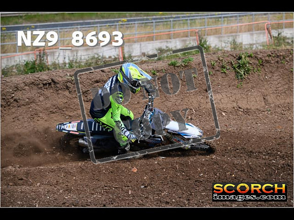 Thur27Jun-050