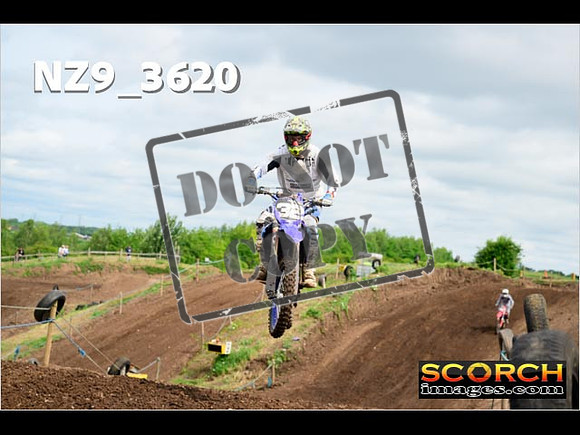 Experts-070