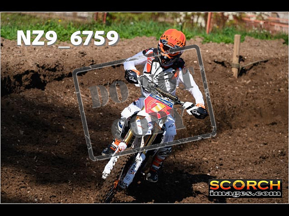 Thur01May-054