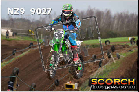 Experts-026
