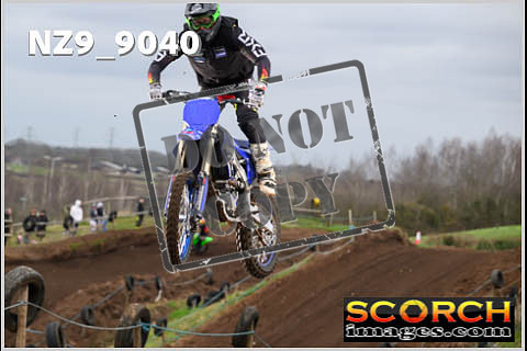 Experts-039
