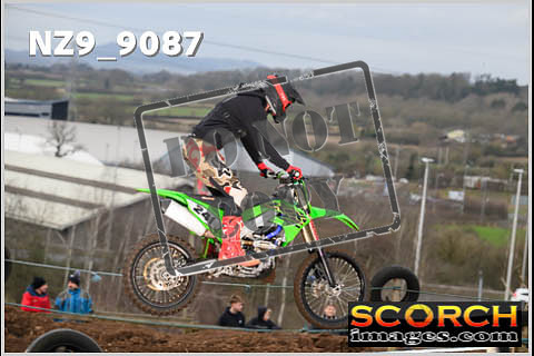 Experts-080