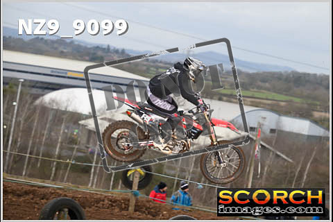 Experts-090