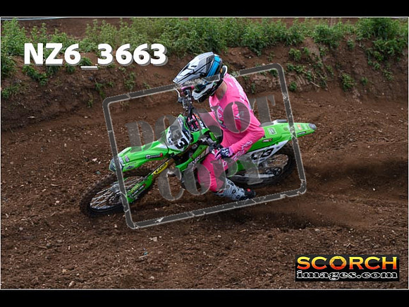 Experts-089
