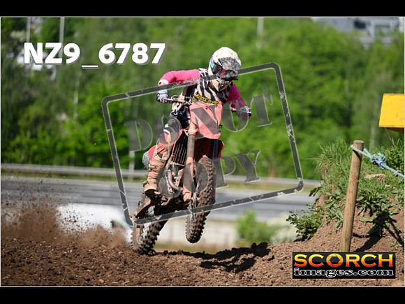 Thur01May-079