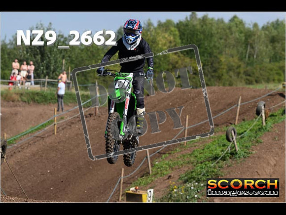 IntersGreenOrange-062