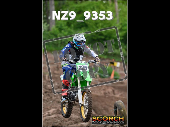 Experts-072