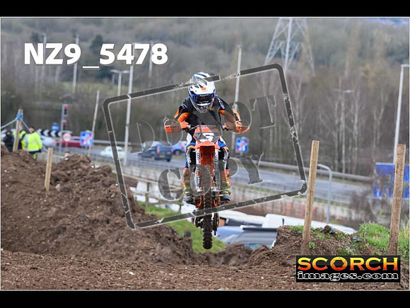 Youth-087
