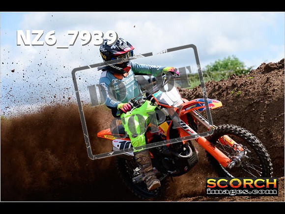 Experts-105