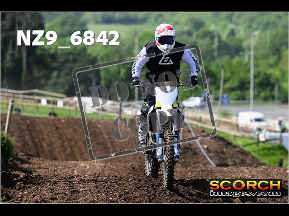 Thur01May-126