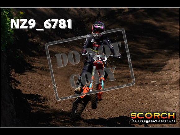 Thur01May-074