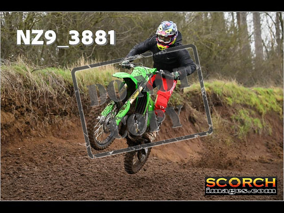 Experts-076